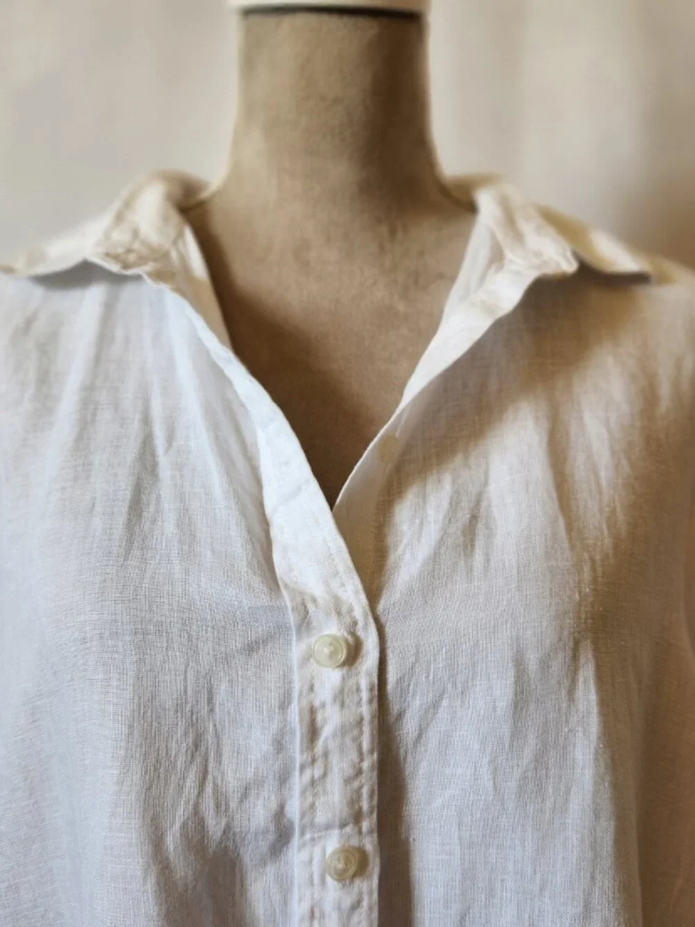 Quince Women's Large White 100% European Linen Long Sleeve Button-Down Shirt - Picture 4 of 15